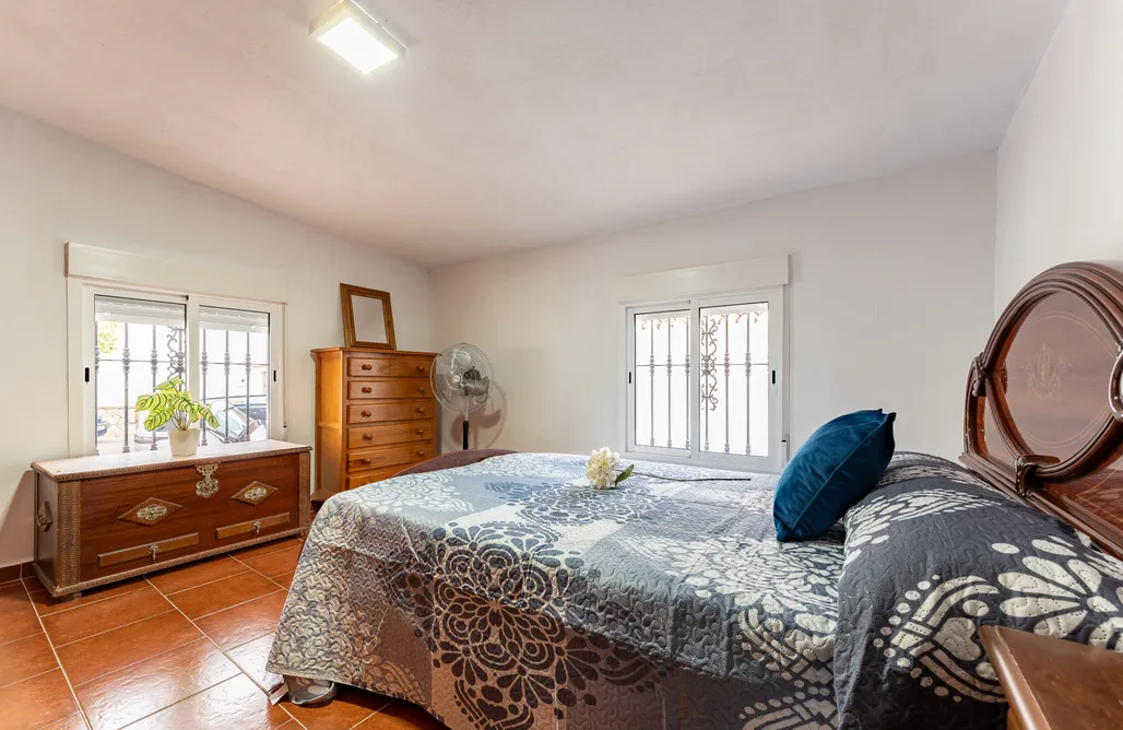 AlohaCamp MalagaSuite Alojamiento Rural Alcaucin 3