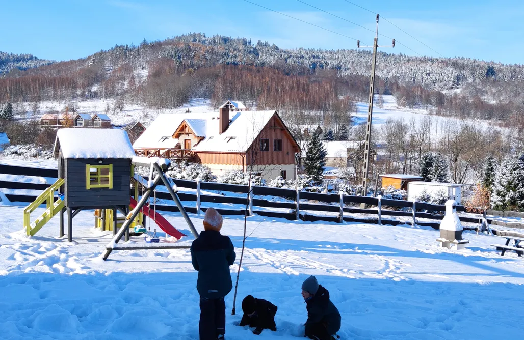 noclegi AlohaCamp Sarnia Łąka domki z prywatnym jacuzzi  1