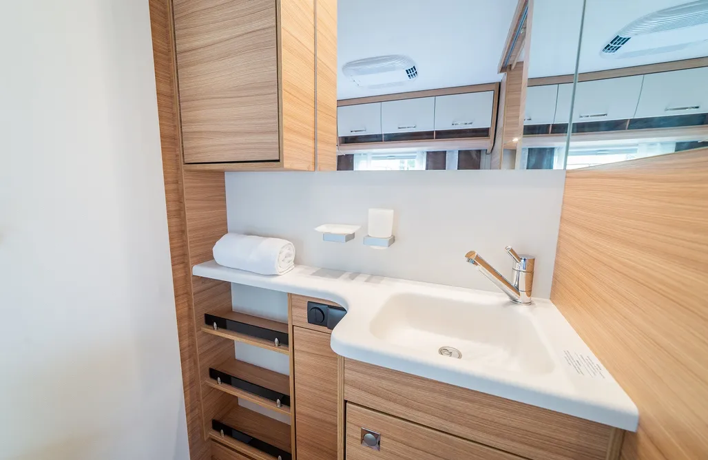 Tanie Noclegi Olsztyn Velo Camp nad jeziorem Dadaj 1