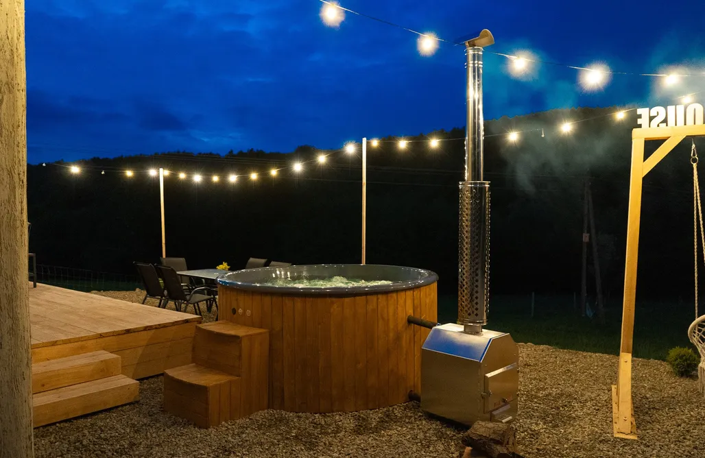 AlohaCamp accommodation Bunkier House Apokalips 5