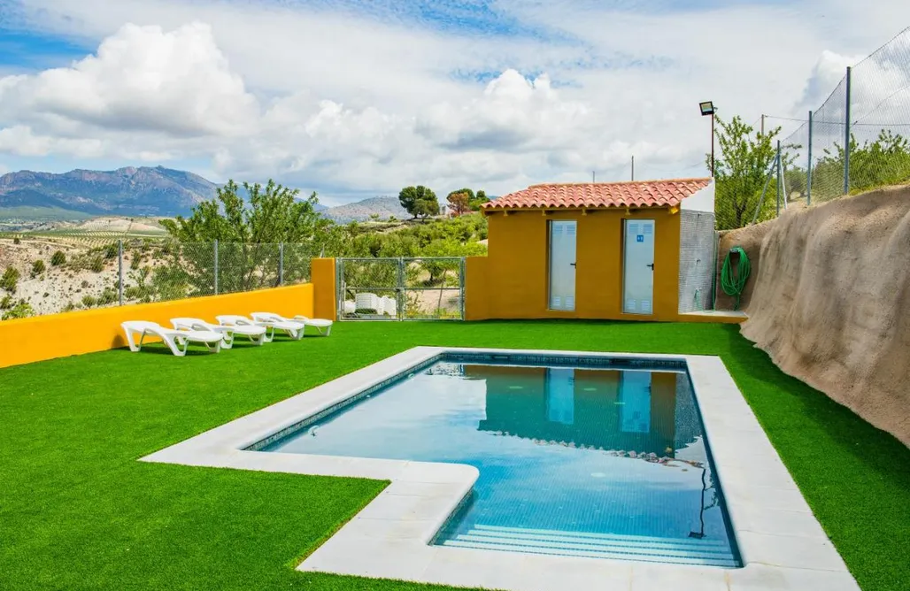 AlohaCamp accommodation Cueva de la Tia Flor 2