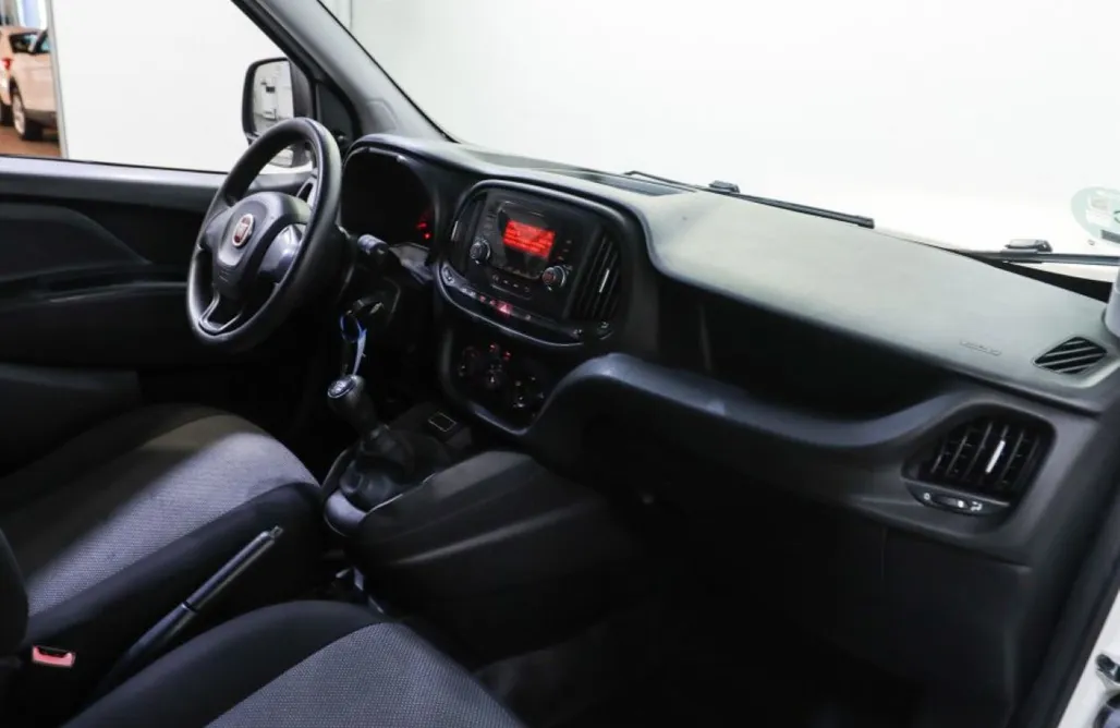 noclegi AlohaCamp Camper Van: Backpackers Experience 1