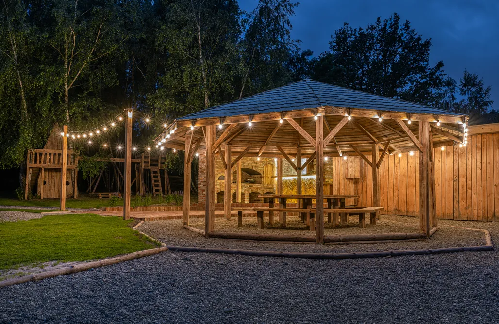 Sosnowiec Moon Glamping Resort 3