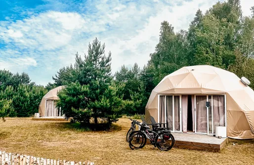 Zdjęcie obiektu Amalia Glamp - Całoroczny