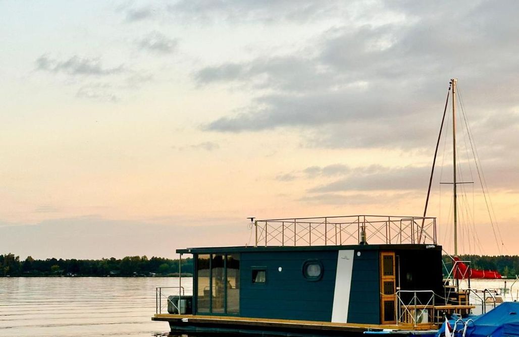 HouseBoat Zegrze AlohaCamp