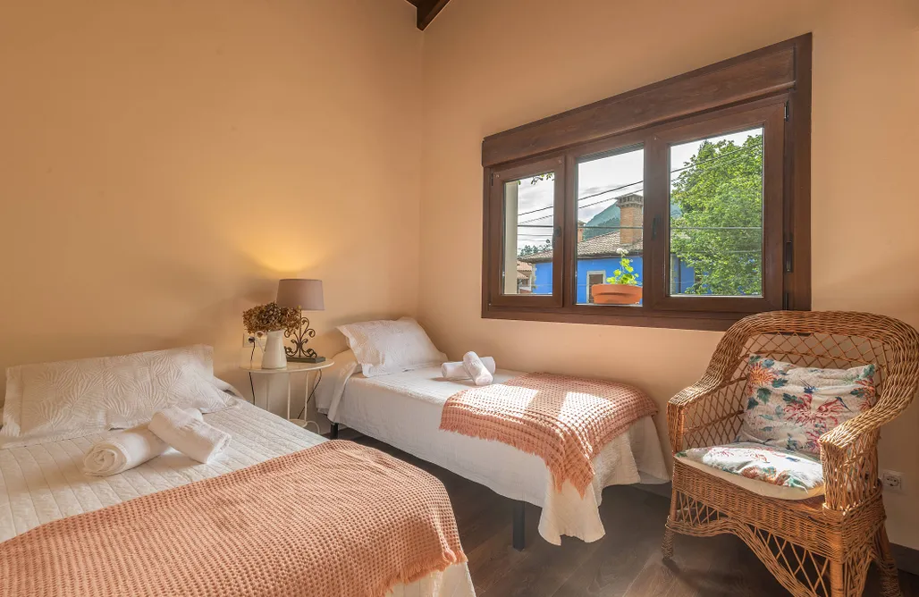 Cabañas en Nueva de Llanes Casa De Aldea El Toral 1