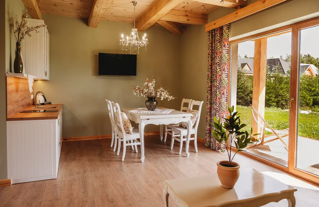 AlohaCamp DOMEK DZIK  2