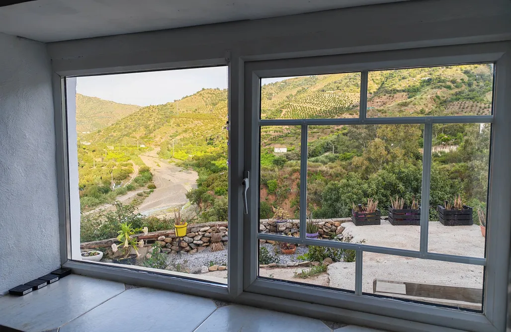AlohaCamp accommodaties Magic Mountain Retreat (& ontspan in de natuur) 1