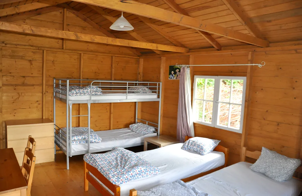 AlohaCamp Domki nad brzegiem stawu  2