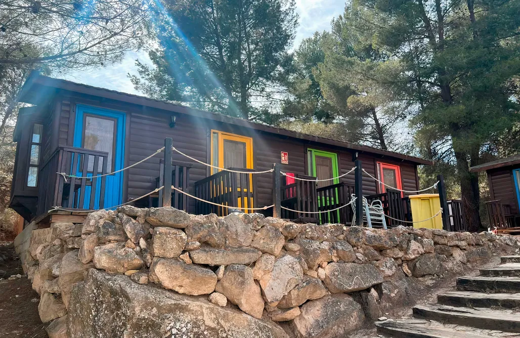 alojamientos AlohaCamp Cabaña adosada 4