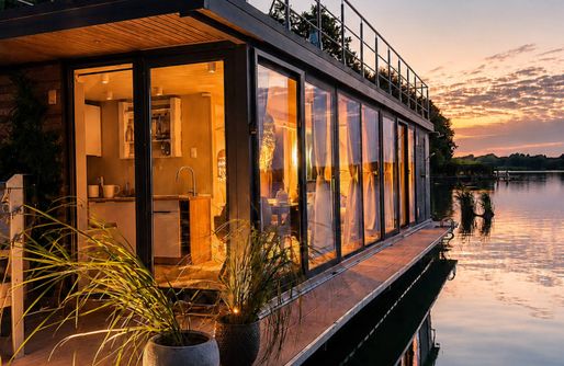 Zdjęcie obiektu Ekskluzywny Houseboat Bohéa - Czysta romantyka