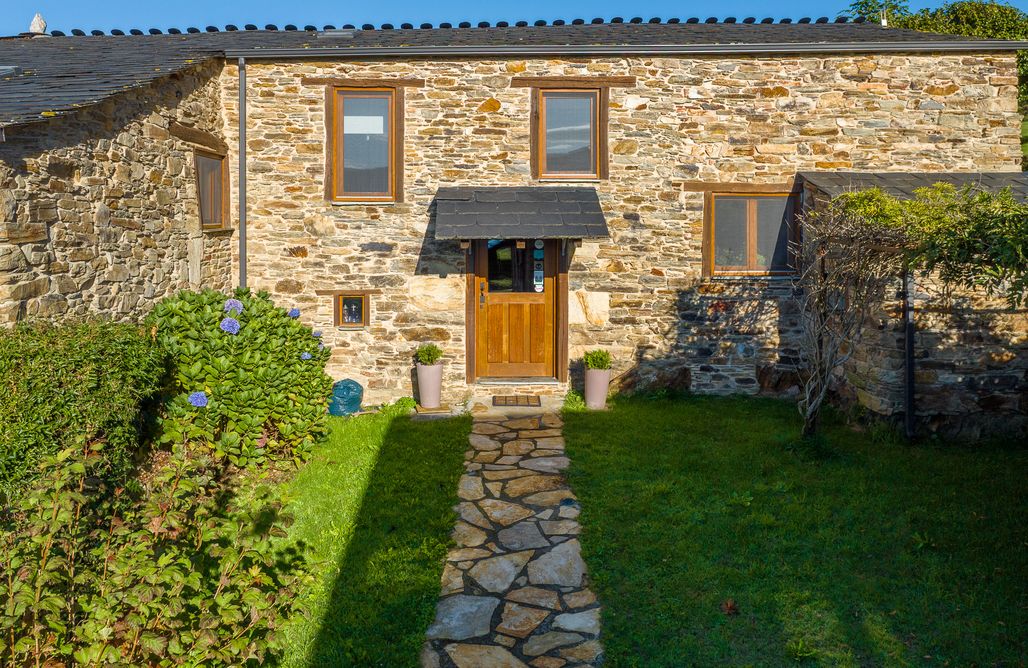 La Casona - Lar de Vies AlohaCamp