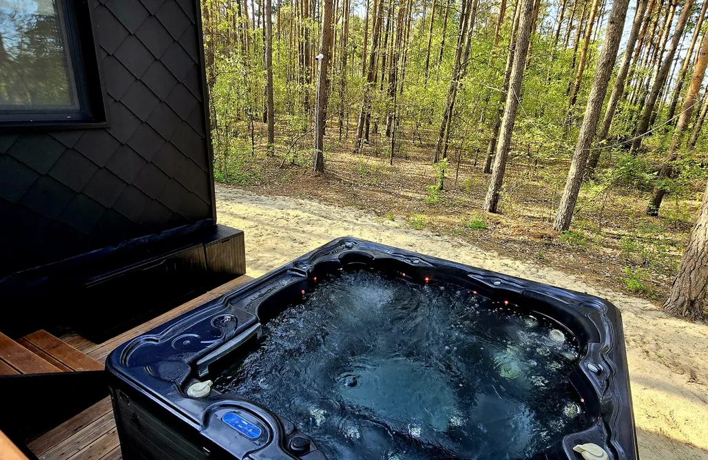 AlohaCamp Nad rzeką 1