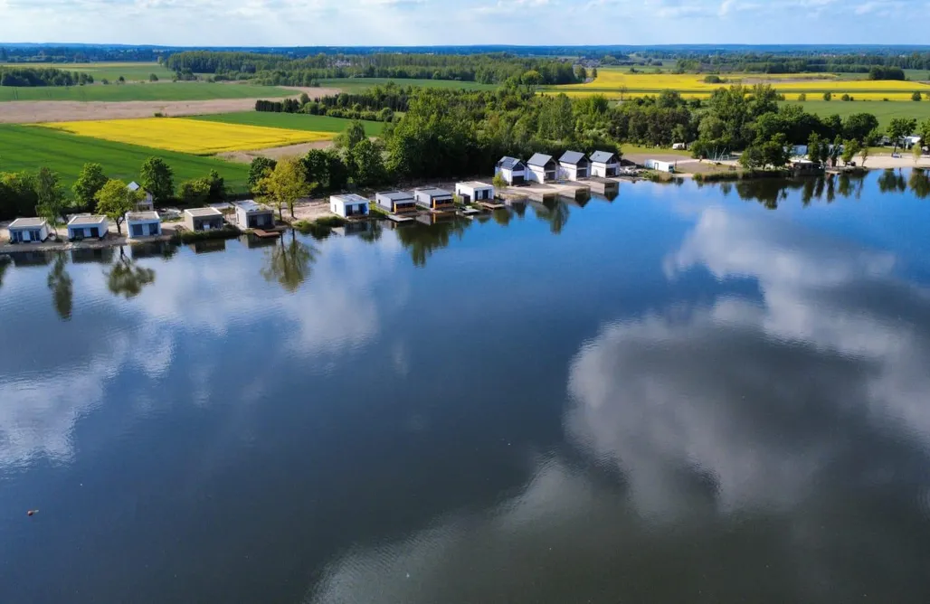 AlohaCamp accommodation Pole kempingowe  - Kraina Dobrej Energii 4