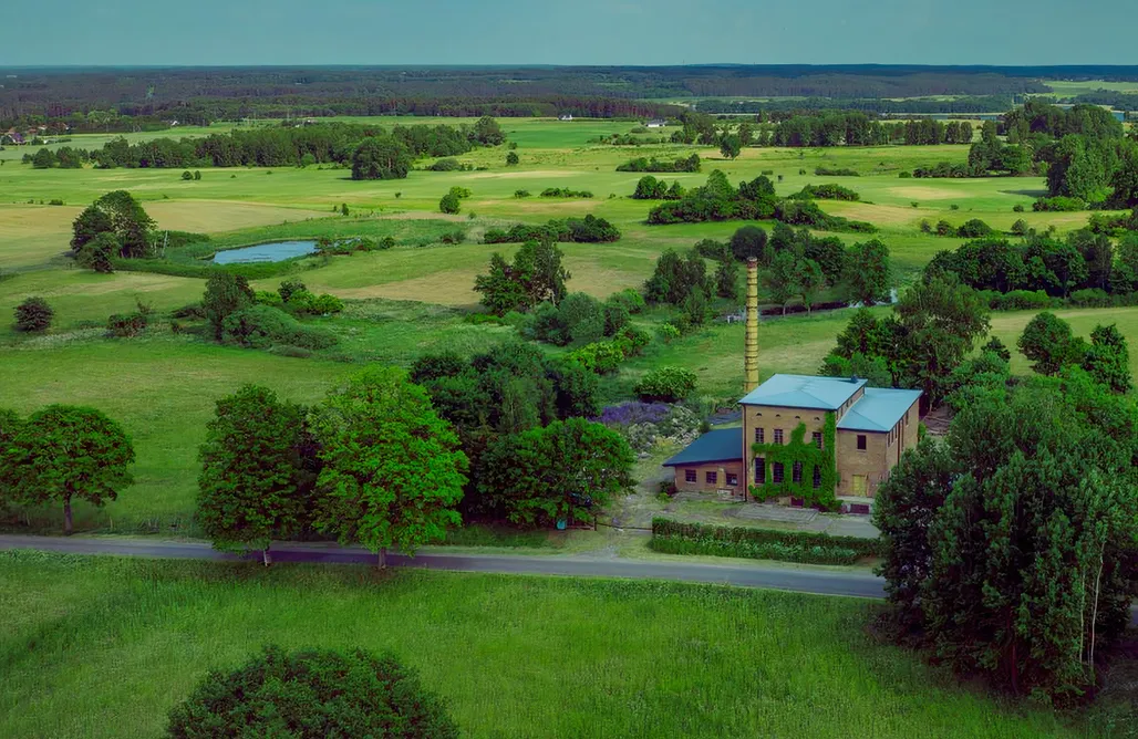 Pole namiotowe Kaszuby Miejsce kamperowe - Gorzelnia Gwieździn  2