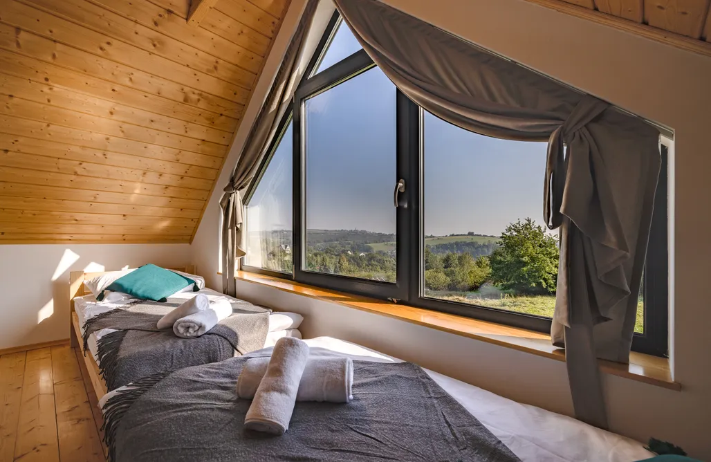 AlohaCamp Piotrowiczówka Osada w Szczyrzycu 2