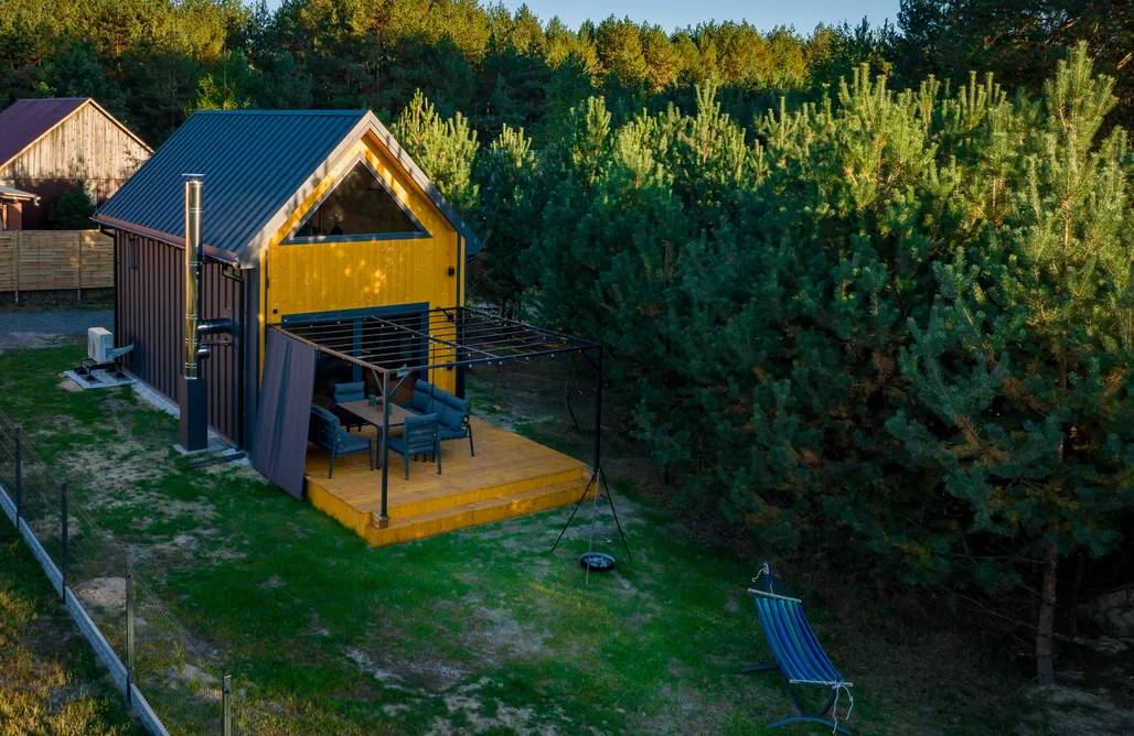 noclegi AlohaCamp Domek Leśny Zakątek 4
