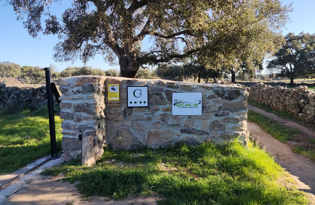 AlohaCamp Rucanon 2  La casa del campo 1