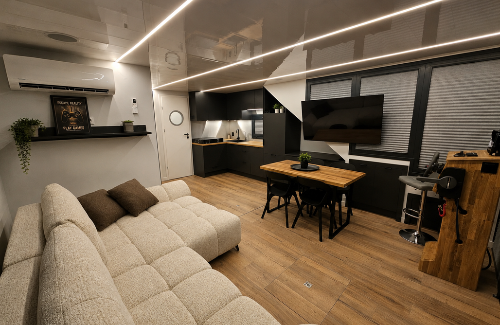 AlohaCamp Houseboat Warszawa - Zegrze 3