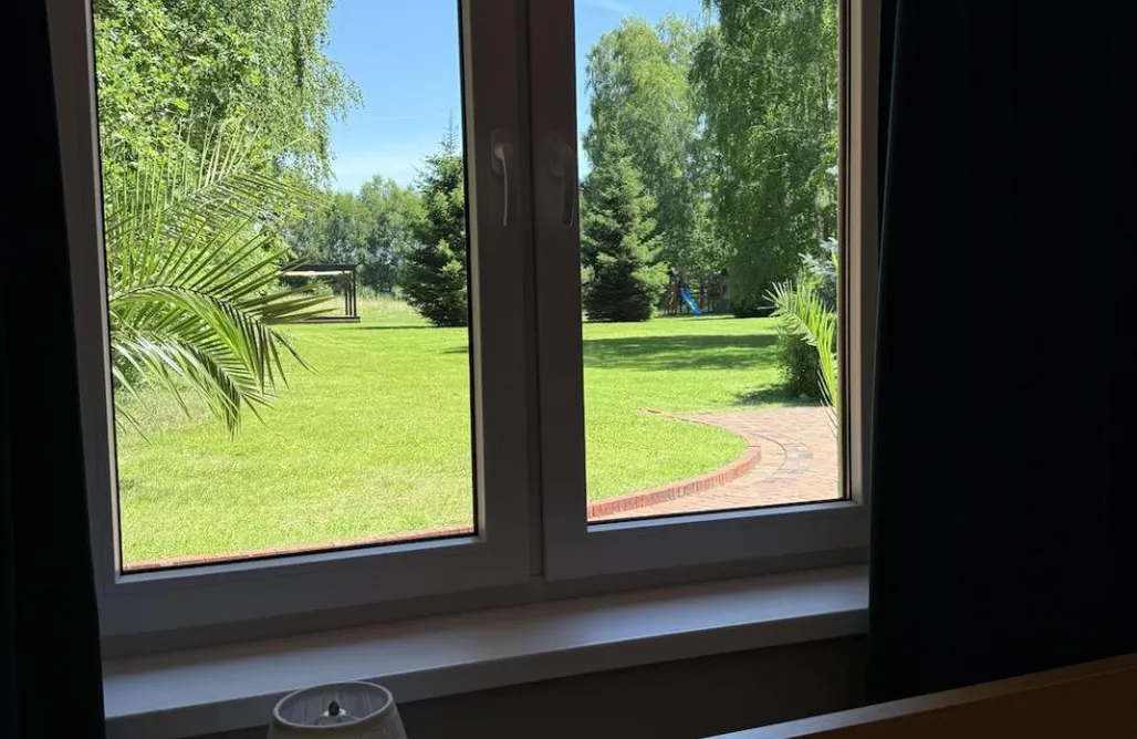 AlohaCamp Pokój Trzyosobowy z Widokiem na Ogród 1