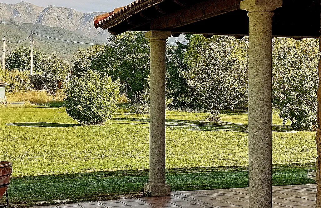 AlohaCamp accommodation Los 11 postes 1