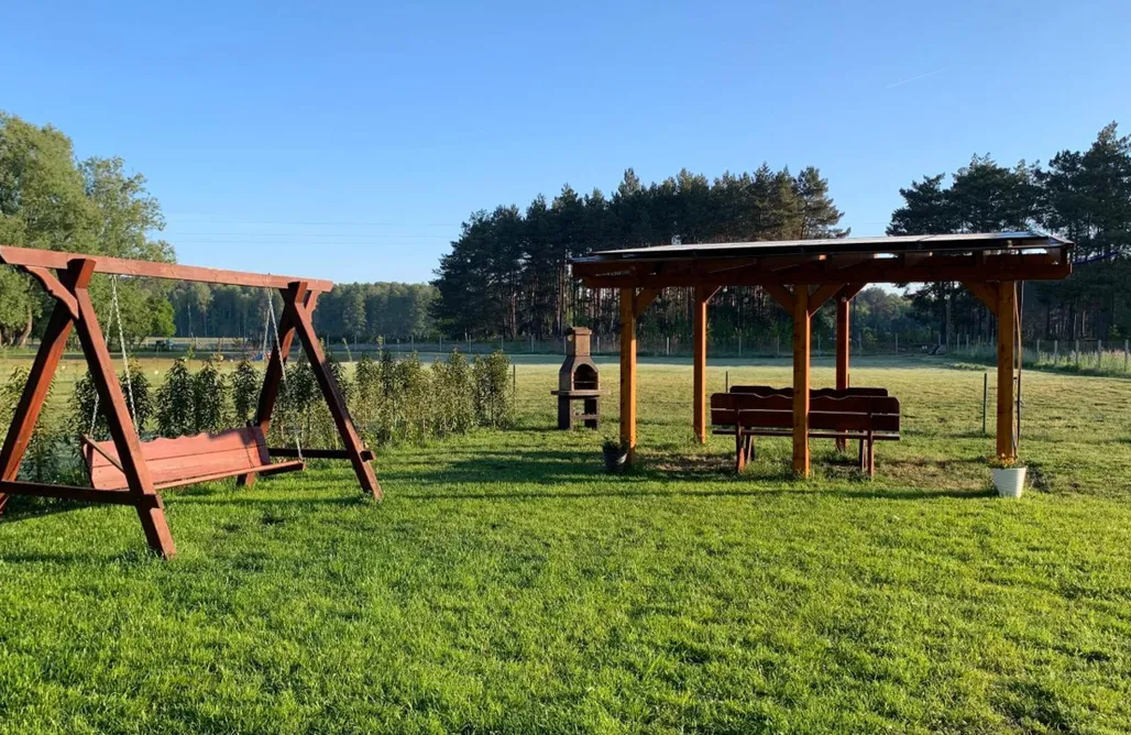 noclegi AlohaCamp Domek na Łące 4