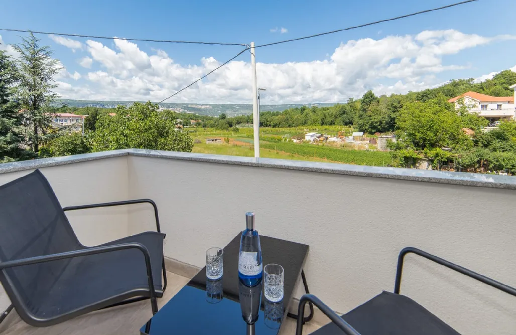 Unterkunft AlohaCamp Villa VinisTerra Family-Friendly with Pool,Jacuzzi 1