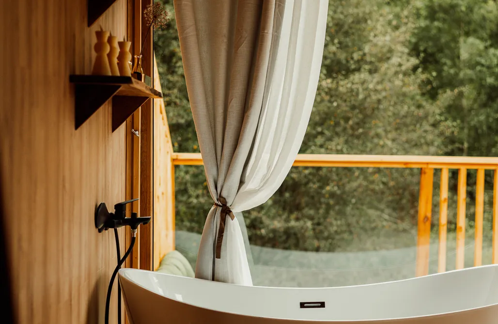 Domki na drzewie - Kołobrzeg - Sauna - PolanaGlamp AlohaCamp