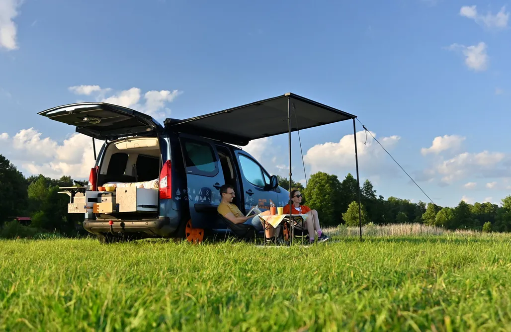 Minikamper Renault Kangoo Make Life Camper AlohaCamp