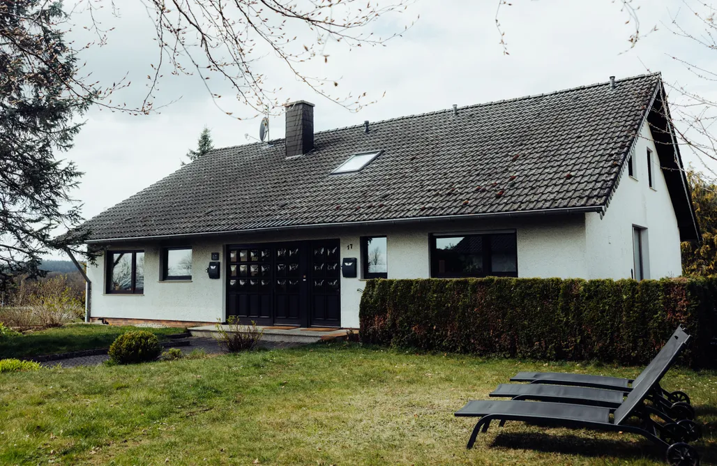 Ferienwohnung Eifel17+4 - helle Ferienwohnung mit Vulkanblick 2