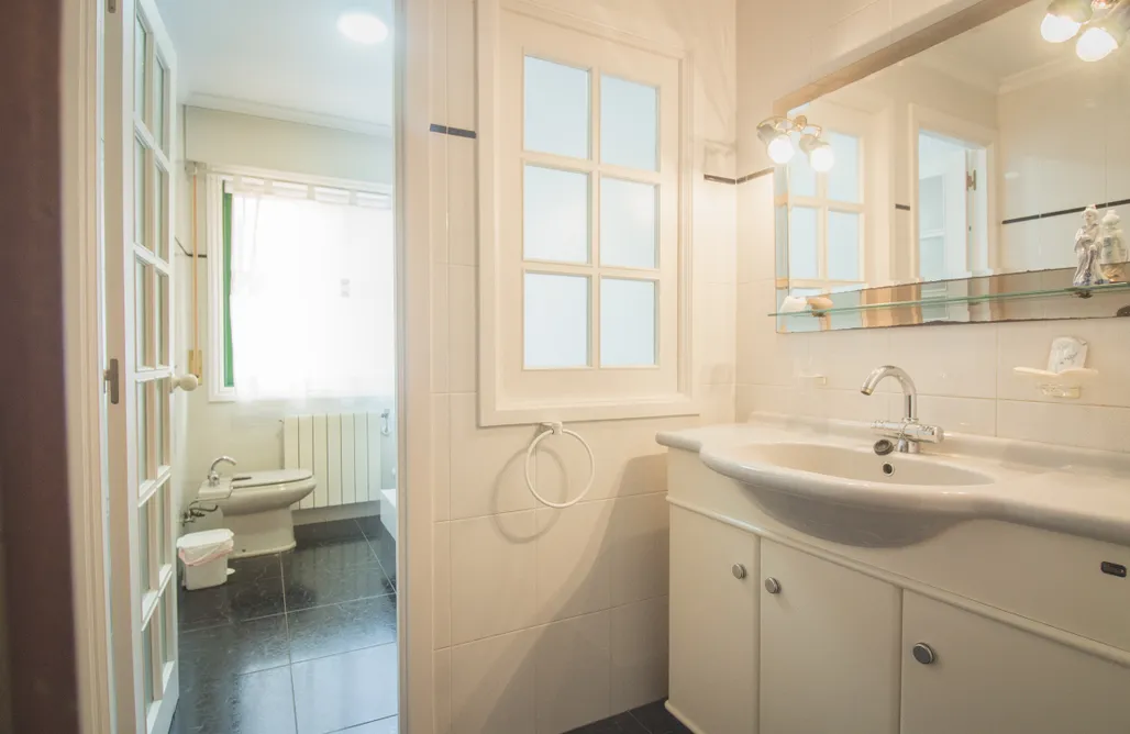 AlohaCamp Habitación con dos camas individuales en planta baja 1