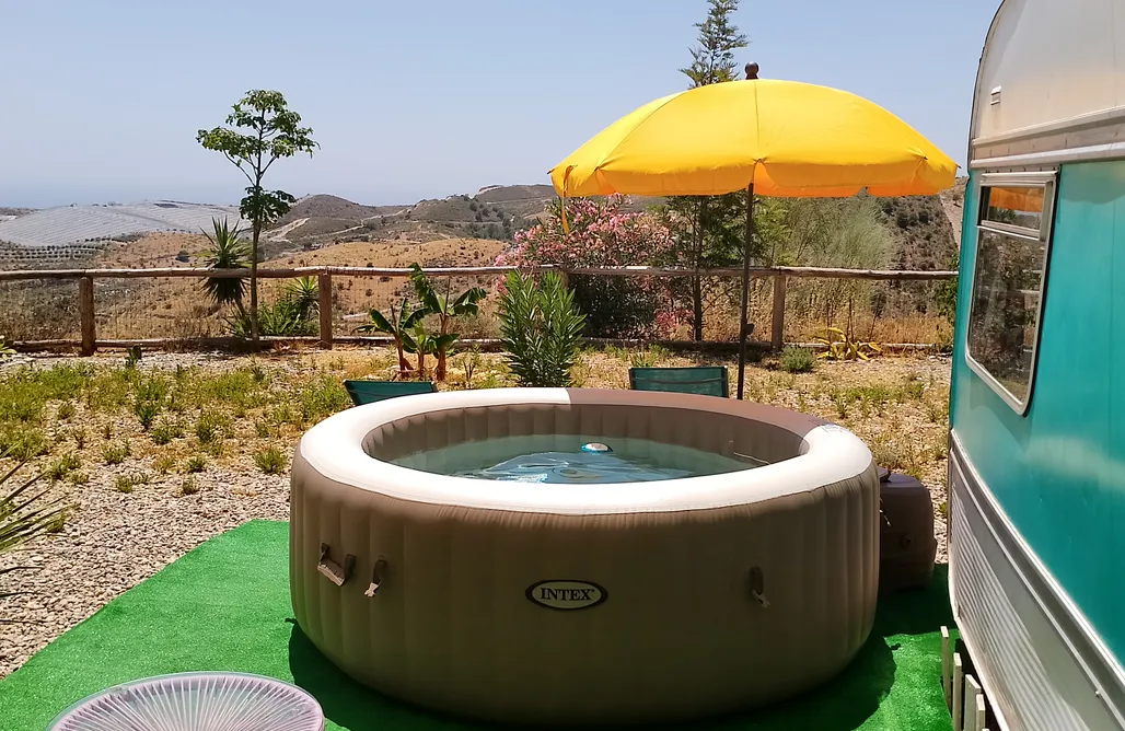 alojamientos AlohaCamp Tropical Dreams Motril 5