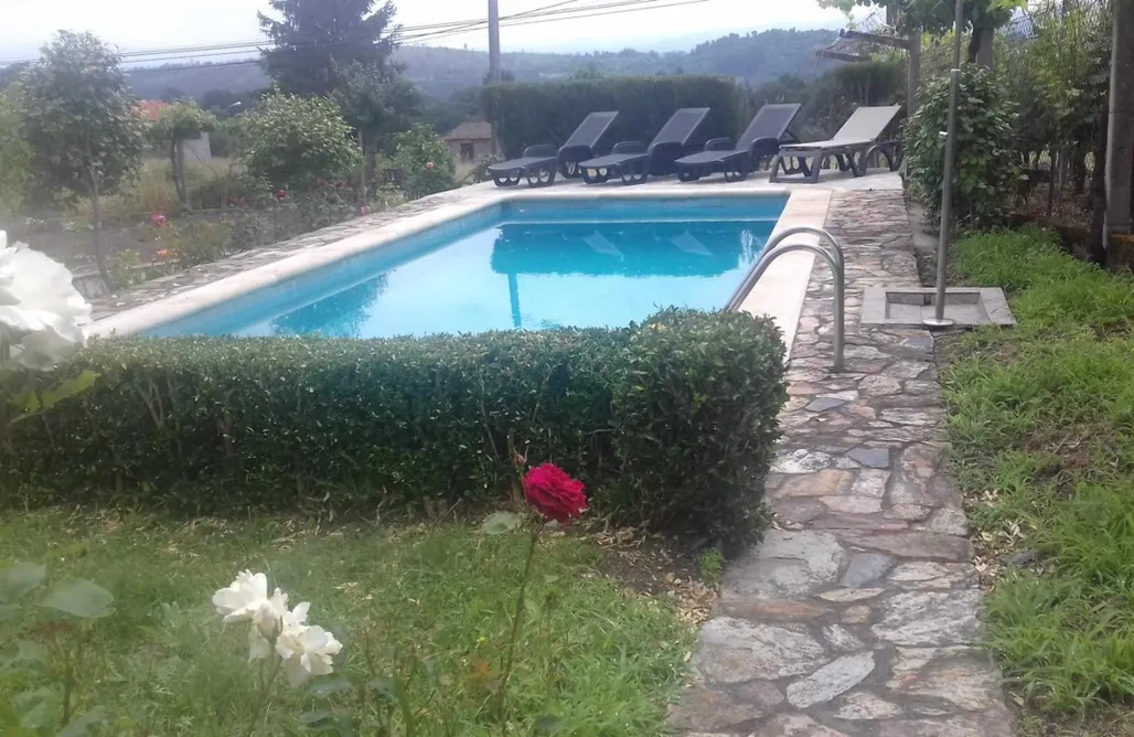 ubytování AlohaCamp Villa con piscina en Pantòn Ribeira Sacra Galicia  5