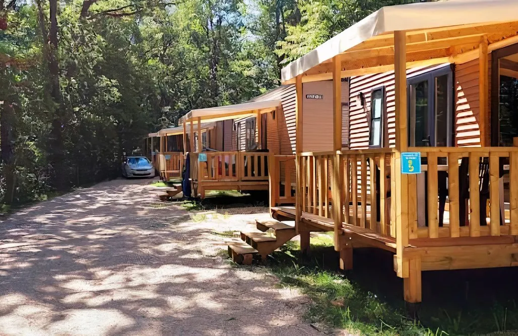 Unterkunft AlohaCamp Camping Domaine le Quercy 4