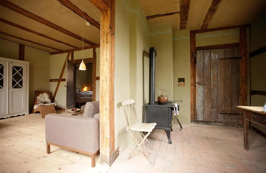 AlohaCamp Alte Kate 1 3