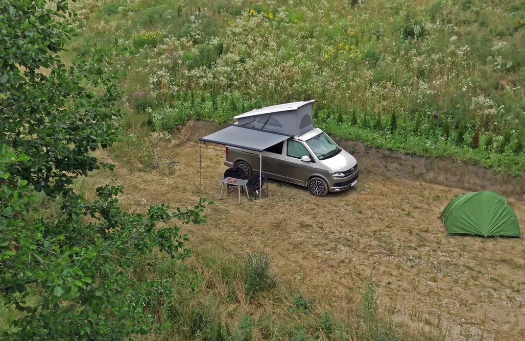 Camping Morze Bałtyckie Miejsce kamperowe i namiotowe - Agroturystyka Nasza Osada Obozin 1