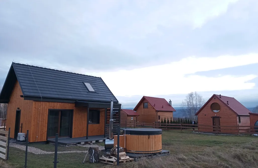 AlohaCamp Gruszka Las  1