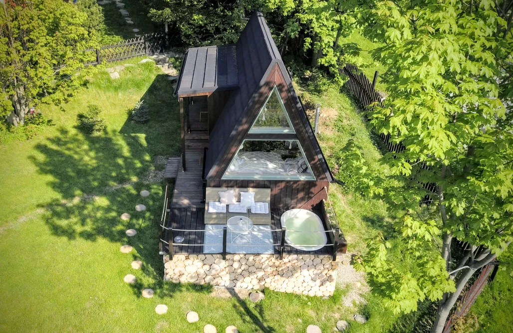 Andrychów noclegi Alemiło mini - tiny house z widokiem na góry  2
