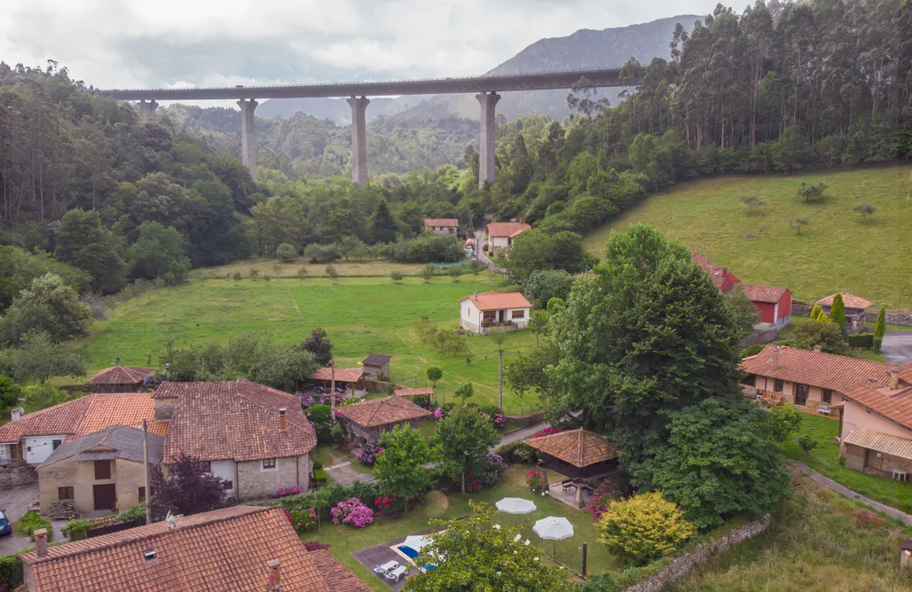 alojamientos AlohaCamp Casa Torre Ribadesella 1