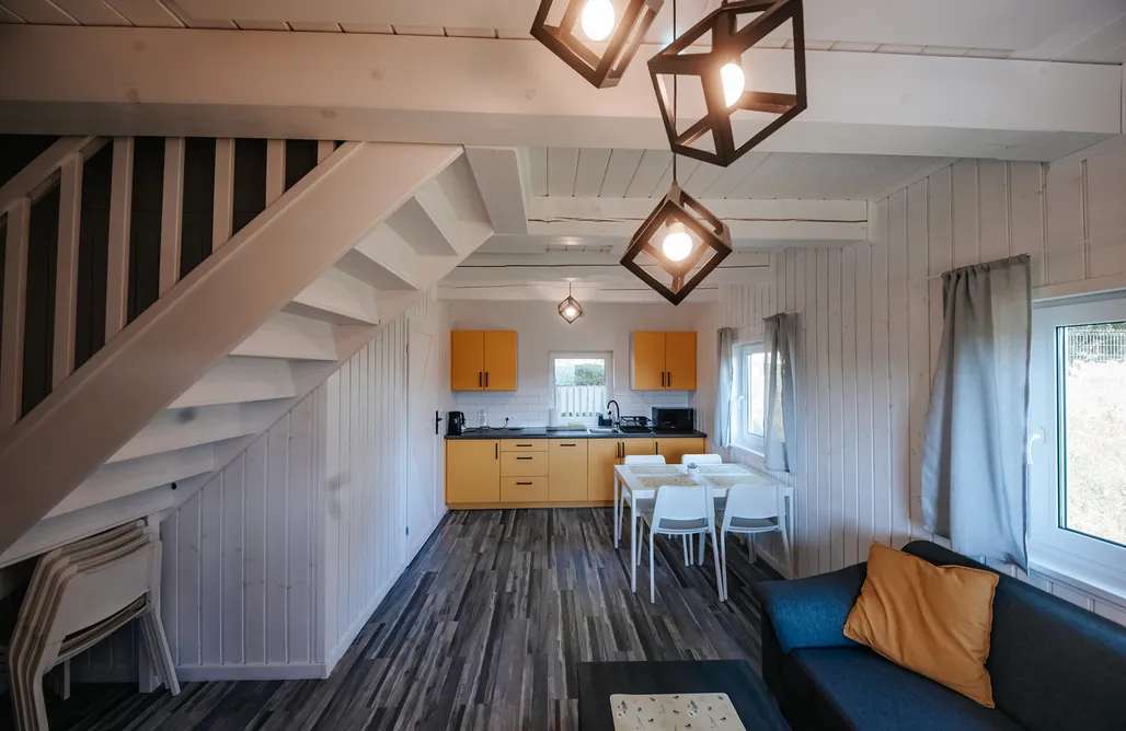 AlohaCamp Domek zółty  4