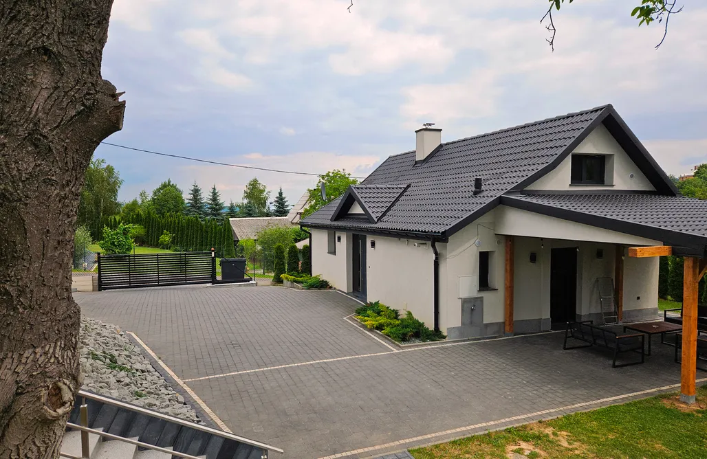 Jezioro Rożnowskie Noclegi Domek z jacuzzi Cztery Pory Roku 2