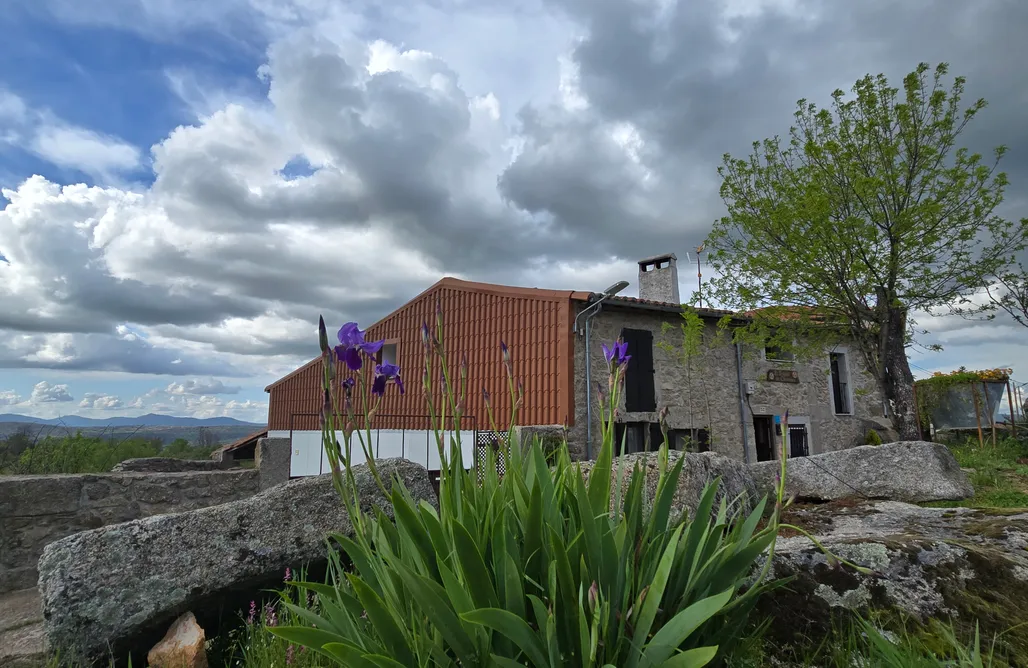 Alojamiento Valle Del Jerte El Triskel de Chumbea Nature, Stars & Panoramic Views  1