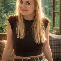 Angelika hostiteľ W szczerym lesie domek z sauną i jacuzzi nad Jeziorem Mucharskim