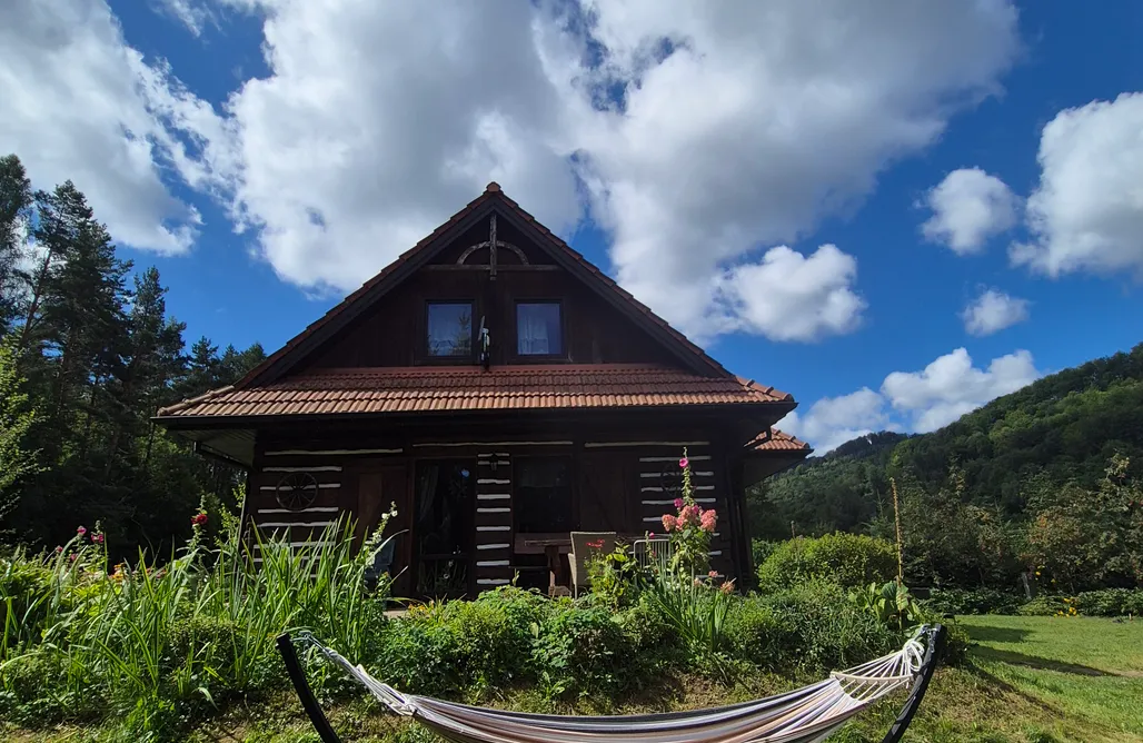 AlohaCamp accommodation Czadzie Homestead 1