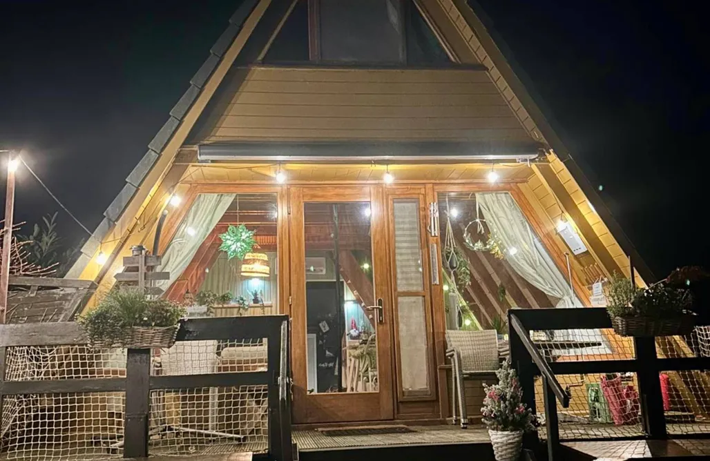 Ferienbungalow NiKoPes' Triangle Vacation Home 1