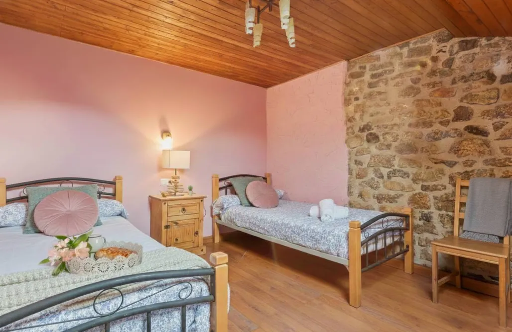 AlohaCamp Montegrande, casa de montaña en un lugar idílico 4