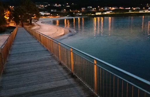 Imagen de Sitio para autocaravanas y tiendas en La Coruña