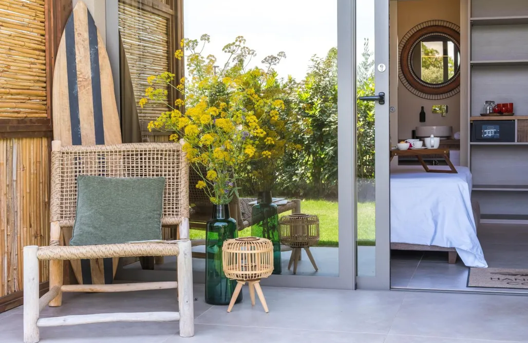 Hang Loose Cottage Hotel & Resort AlohaCamp