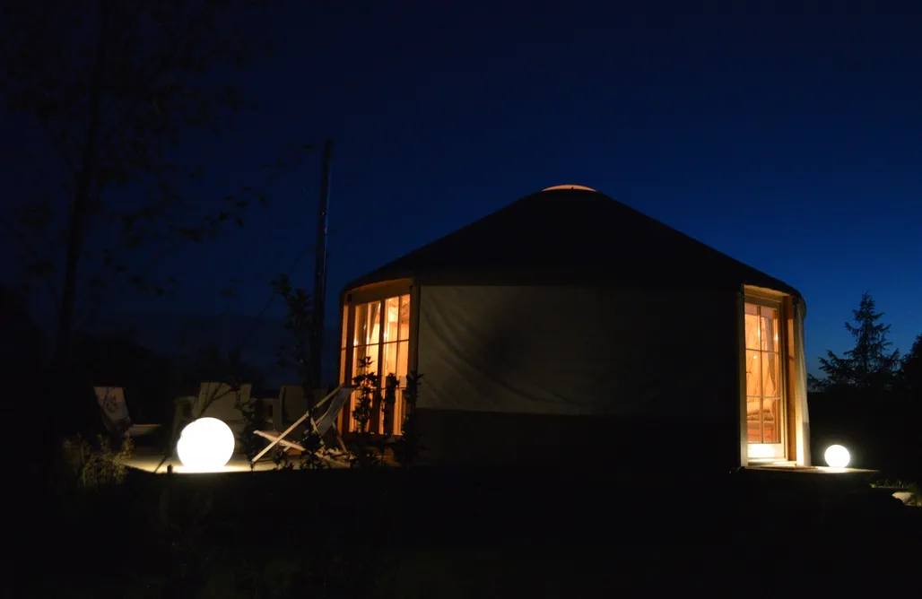 AlohaCamp Jurta Luna 1