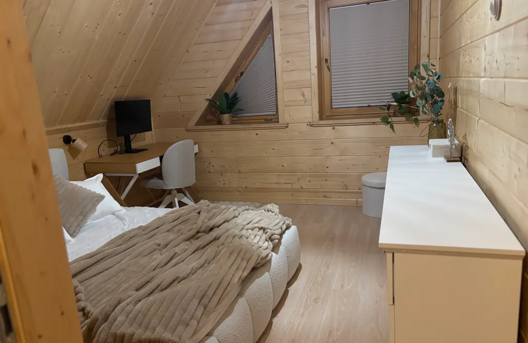 AlohaCamp Domek w sam las 3